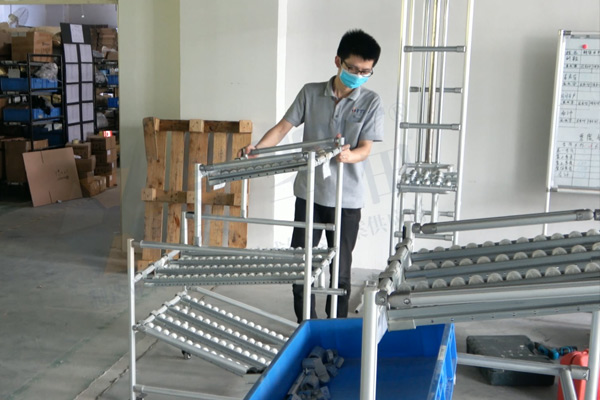 【精益LCIA219】自動上料機構(gòu)-AGV單側(cè)對接模塊