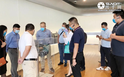 引領(lǐng)企業(yè)智能制造轉(zhuǎn)型，助推企業(yè)高效發(fā)展!