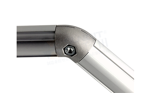 135°內(nèi)接頭應用圖